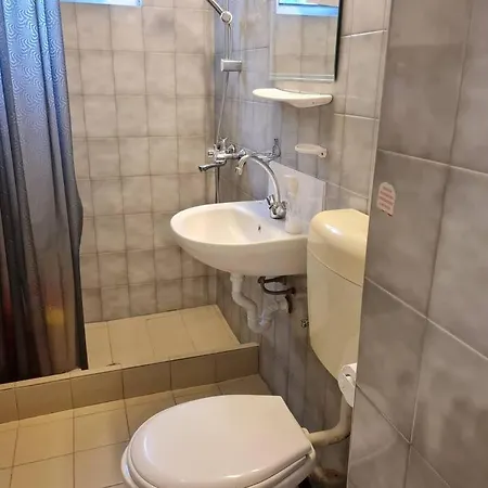Апартамент Slavyanska *